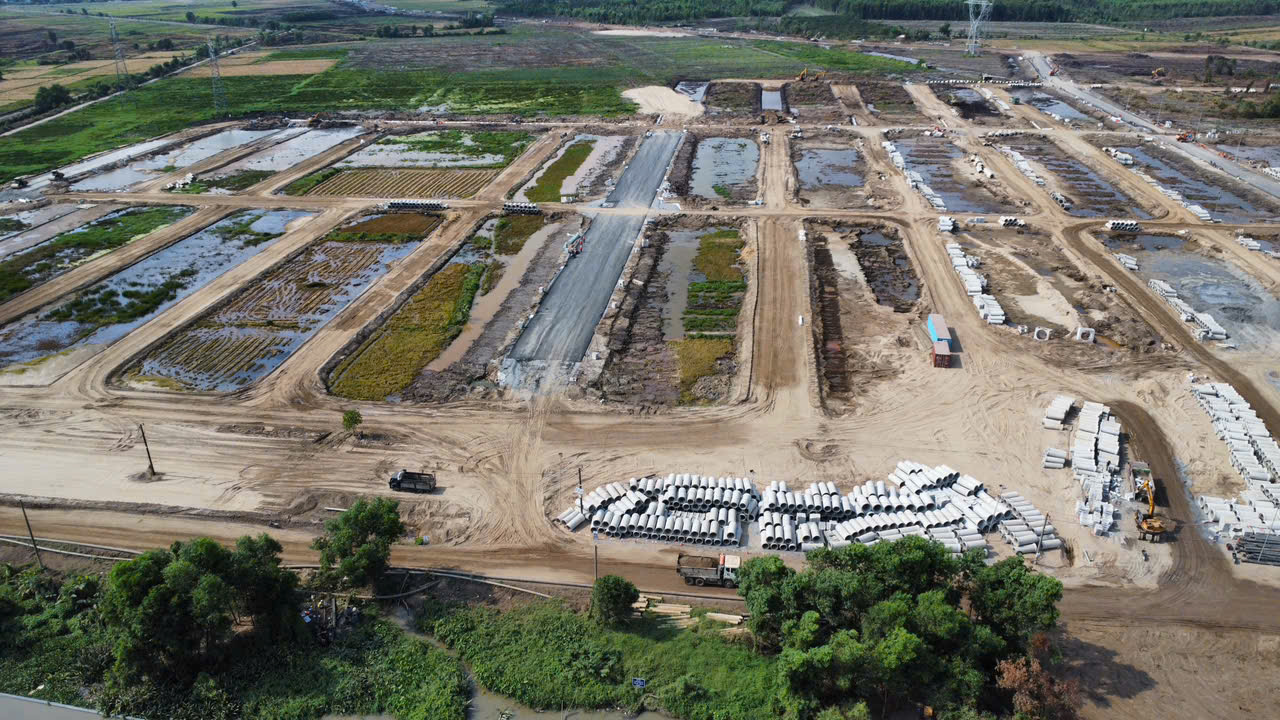 tiến độ Vinhomes Hóc Môn
