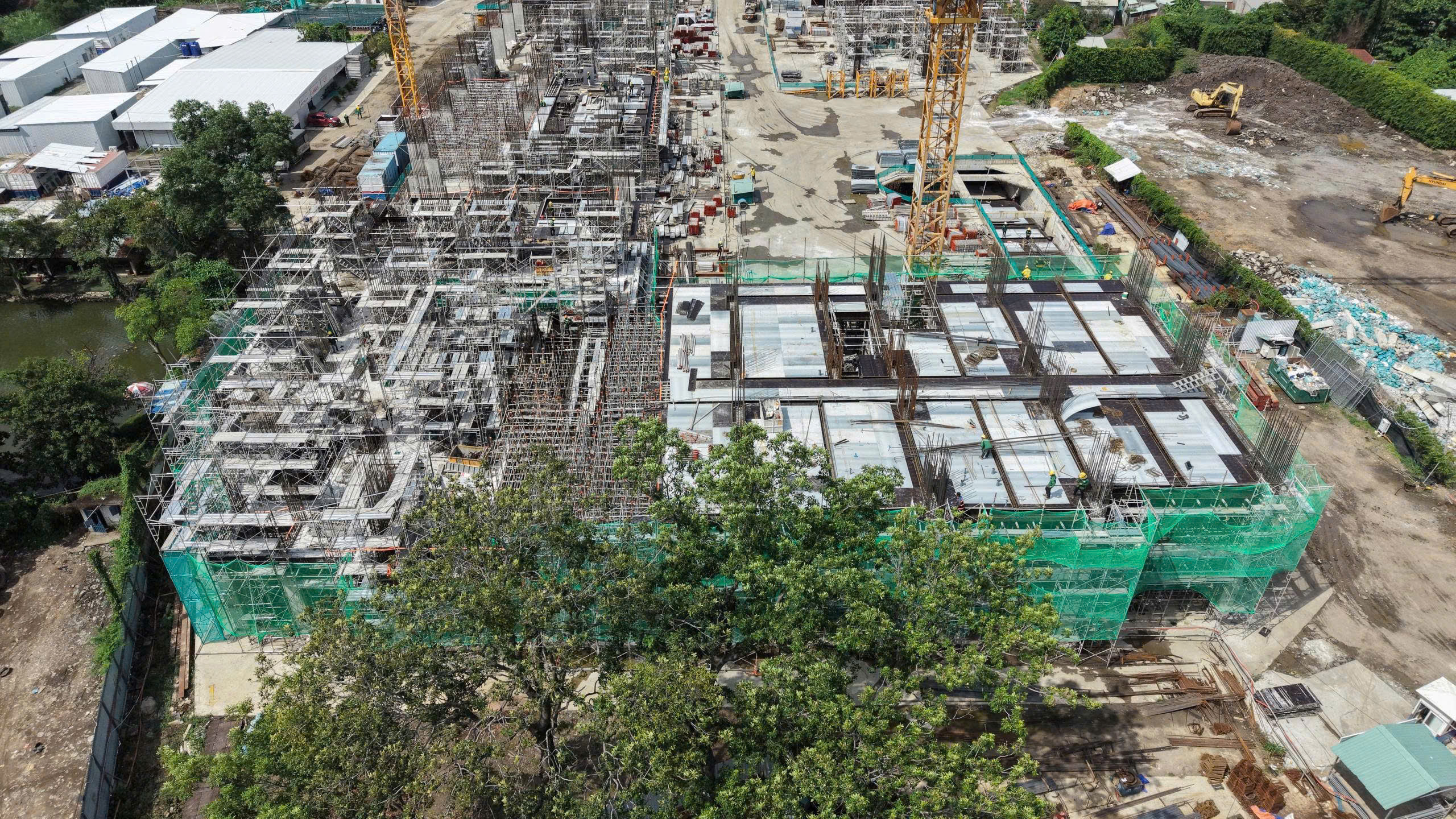 Cập nhật tiến độ The Gió Riverside tháng 6/2026: Sức nóng từ công trường "tỷ đô"