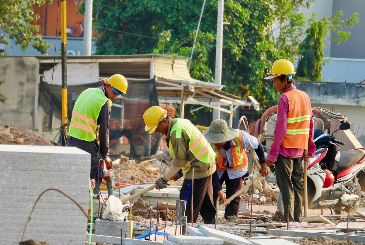 Đẩy nhanh thi công hạng mục đầu tiên tuyến Metro số 2 Bến Thành – Tham Lương